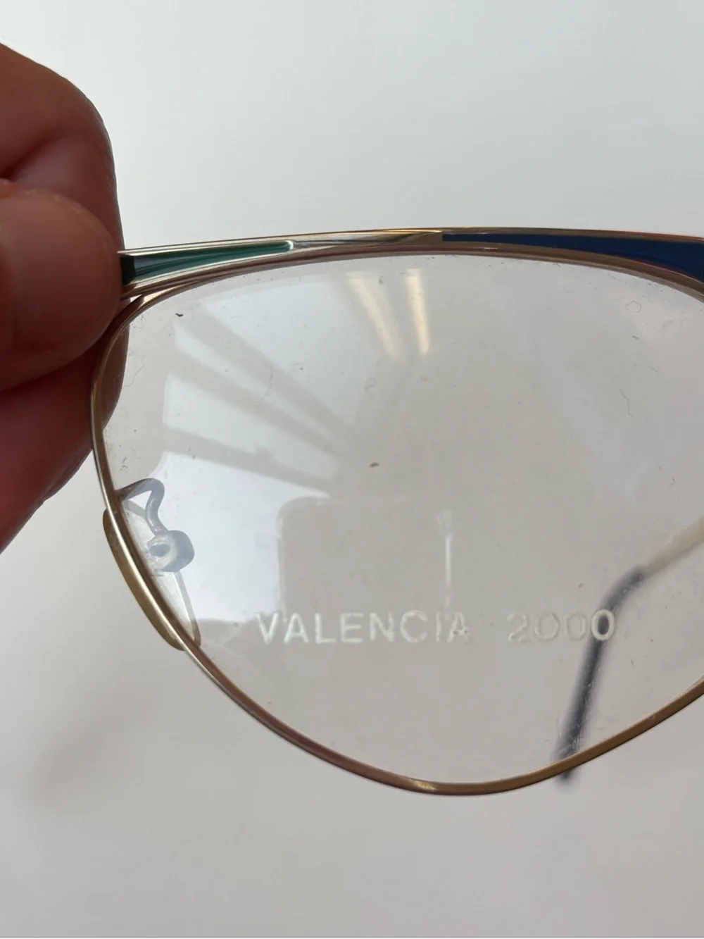 Valencia 2000 Vintage Gold Metal Eyeglass Frames